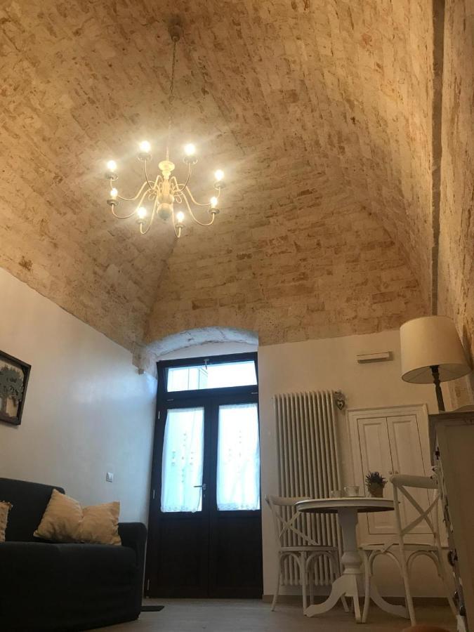 Nido Di Pietra-Dimora In Centro Bed and Breakfast Αλμπερομπέλο Εξωτερικό φωτογραφία