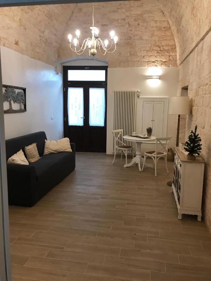 Nido Di Pietra-Dimora In Centro Bed and Breakfast Αλμπερομπέλο Εξωτερικό φωτογραφία
