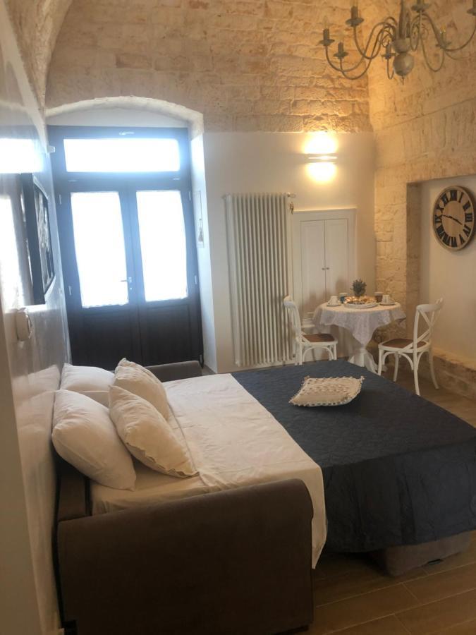 Nido Di Pietra-Dimora In Centro Bed and Breakfast Αλμπερομπέλο Εξωτερικό φωτογραφία